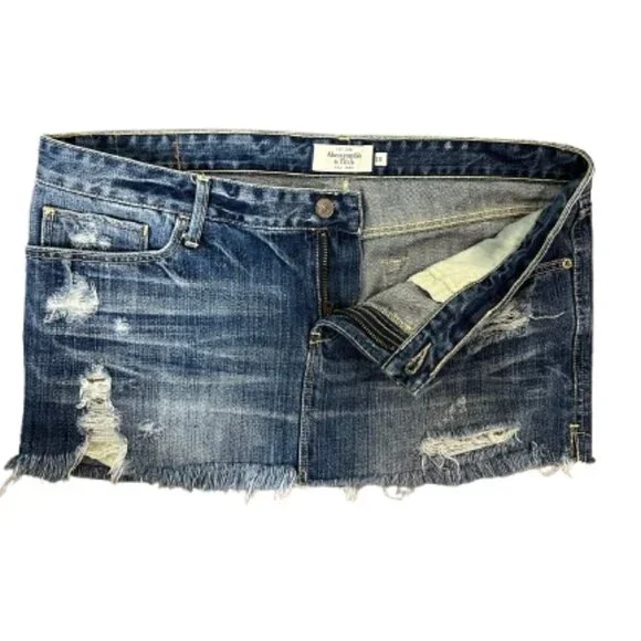 Abercrombie & Fitch Distressed Denim Mini Skirt – Size 10 - Picture 5 of 7